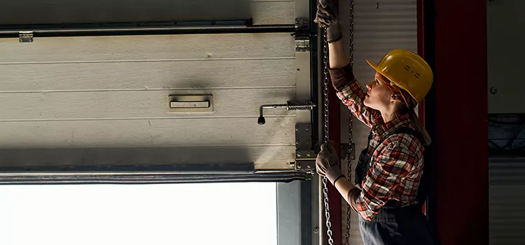 Addressing Common Garage Door Stoppage Issues in Dodge City, KS